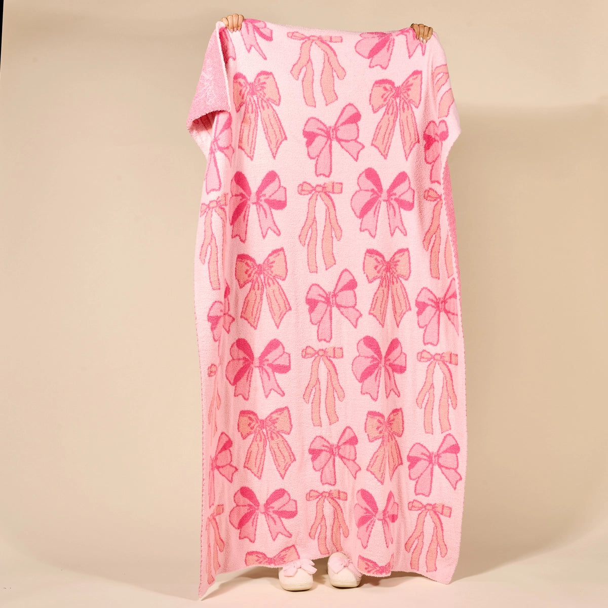 Cozy Dreams Luxe Blanket–Blushing Bows Pink