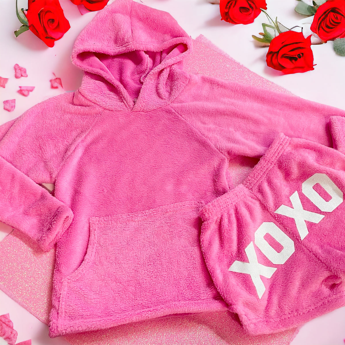 Made With Love &amp; Kisses XOXO Fleece Pullover