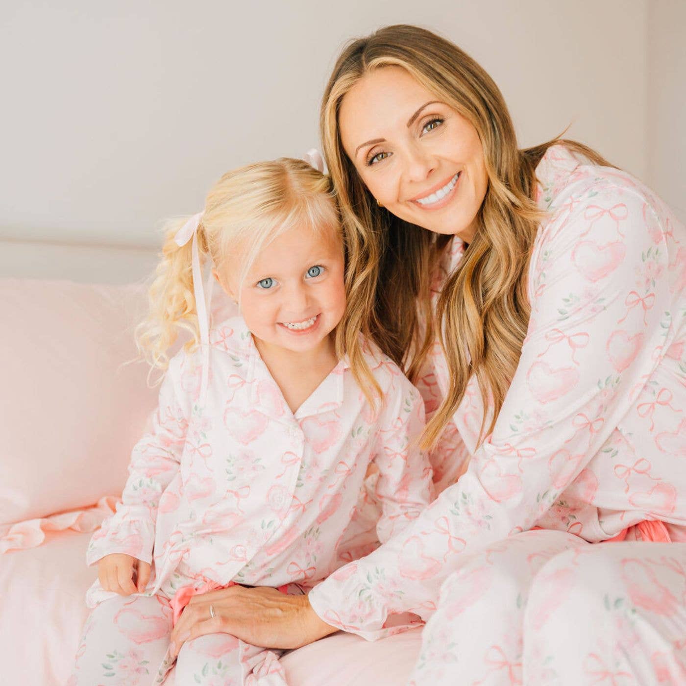 Sweet Wink Heart Floral Trellis Valentine's Day Women's Lounge Set