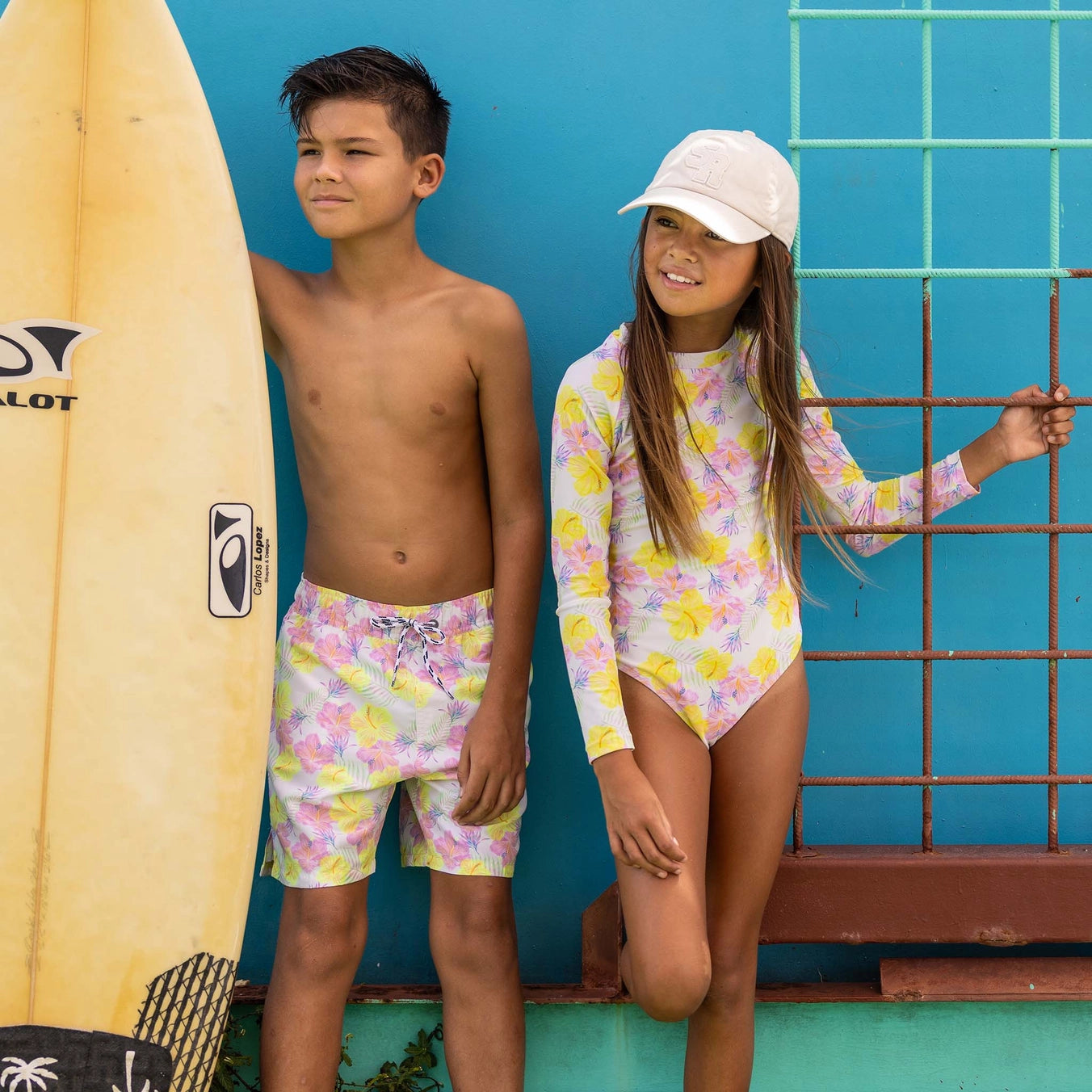 Snapper Rock Aloha Vacay Long Sleeve 1pc Rashguard- Tween