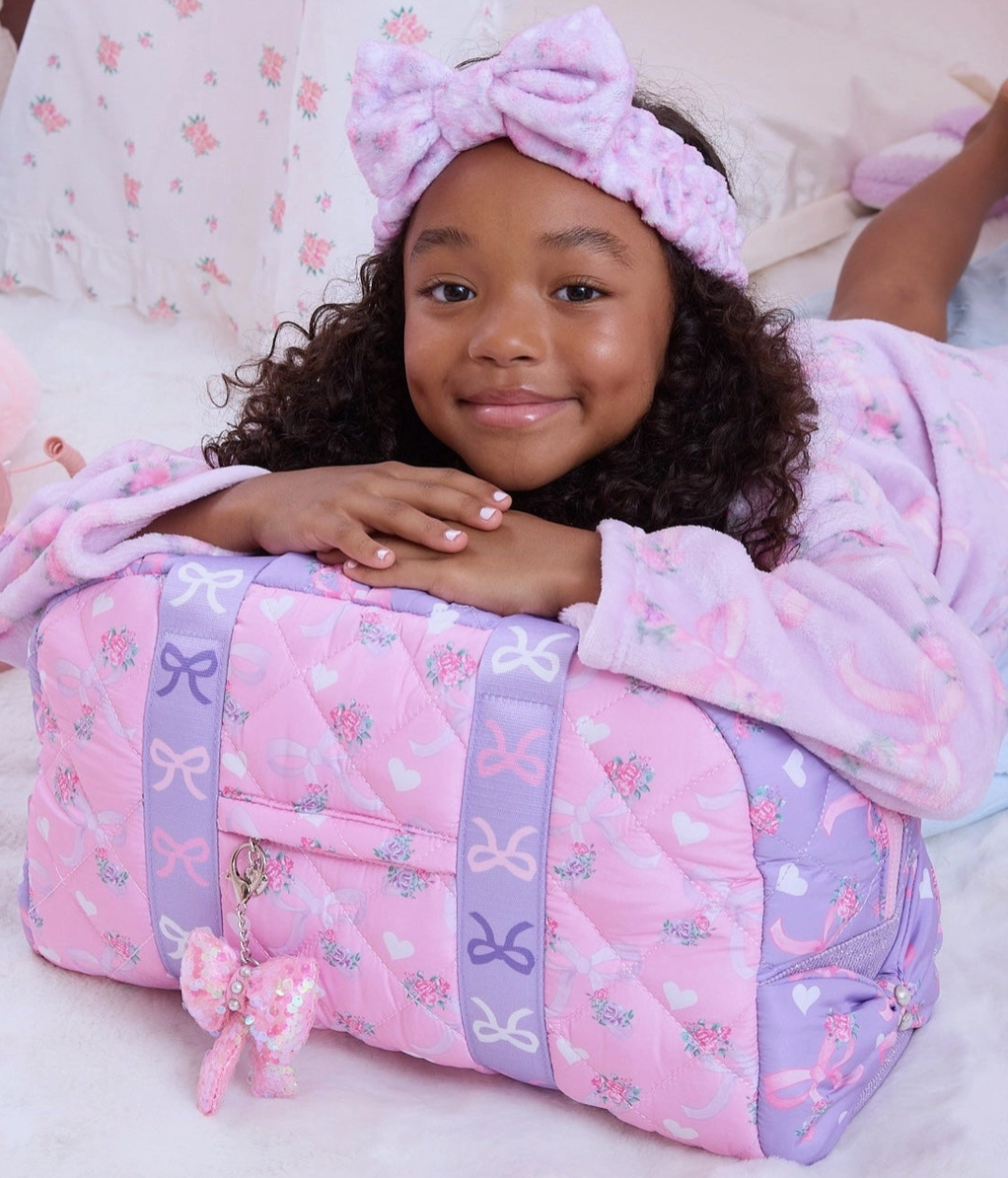 Quilted Ditsy Bow Print Medium Duffle Bag