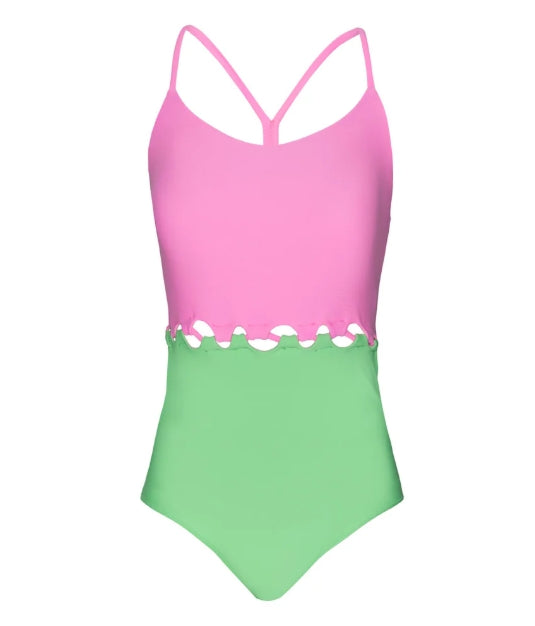 Bikini deportivo con bordado de arcoíris en color rosa de PQ Kids 