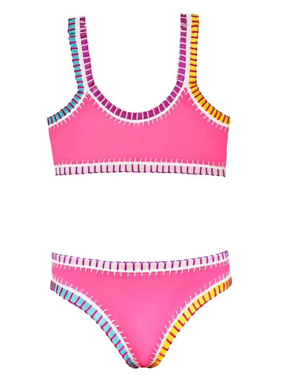 Bikini deportivo con bordado de arcoíris en color rosa de PQ Kids 